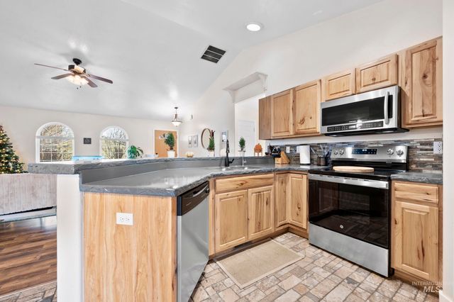 11339 W Marlinwood St, Boise, ID 83713