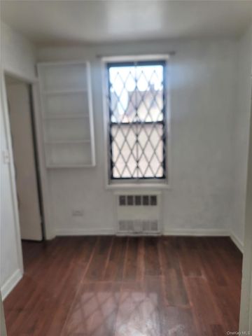 87-20 175th Street 1M, Jamaica, NY 11432