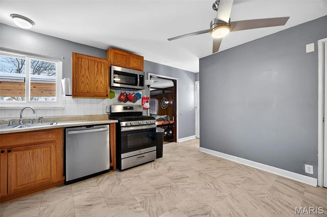 520 Kent Drive, Wentzville, MO 63385