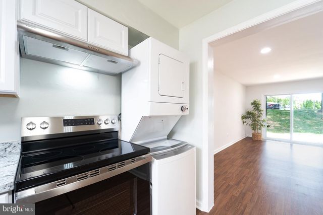 14421 SAGUARO PL, Centreville, VA 20121