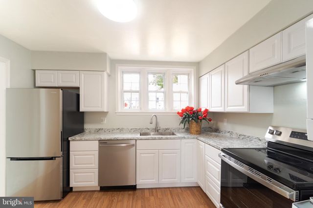 14421 SAGUARO PL, Centreville, VA 20121