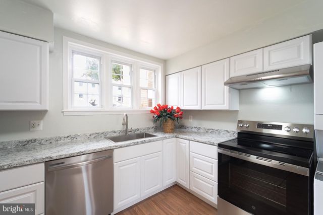 14421 SAGUARO PL, Centreville, VA 20121
