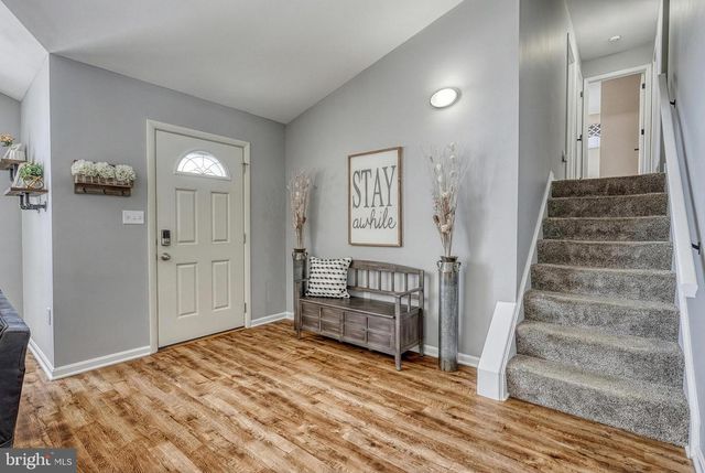 331 BRADDOCK DR, Etters, PA 17319