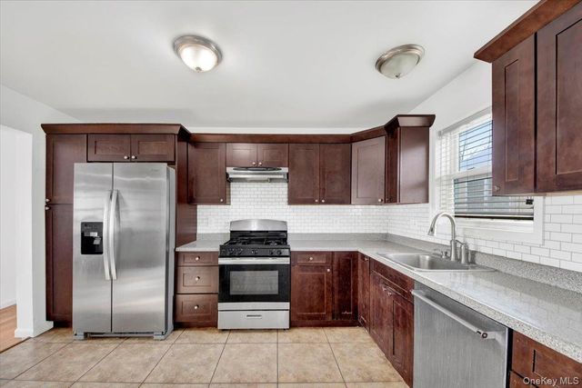 52 Sears Avenue, Elmsford, NY 10523