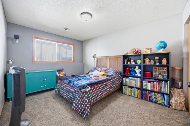 5284 49th Avenue S, Fargo, ND 58104