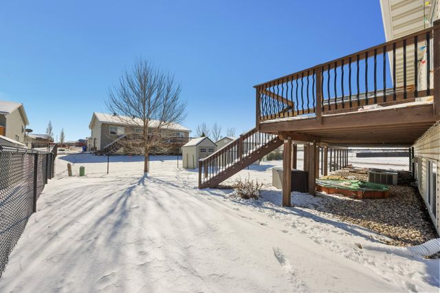 5284 49th Avenue S, Fargo, ND 58104