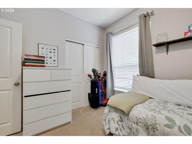 13800 HOLCOMB Blvd, Oregon City, OR 97045