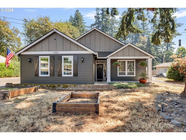 13800 HOLCOMB Blvd, Oregon City, OR 97045
