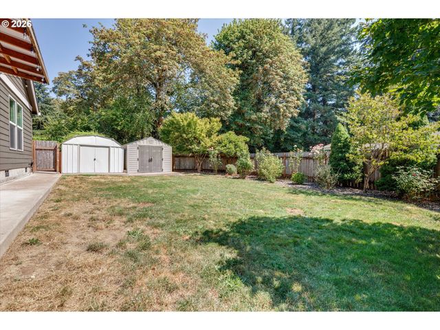13800 HOLCOMB Blvd, Oregon City, OR 97045