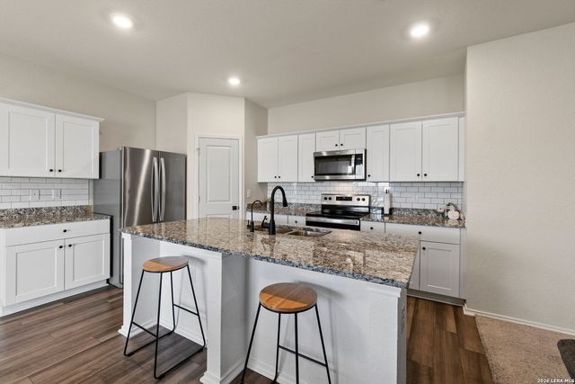 5303 Hickory Pl, San Antonio, TX 78222