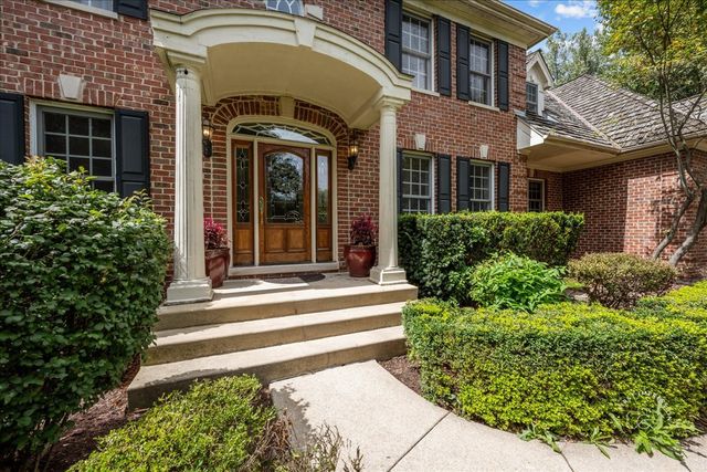 4N494 Hidden Oaks Road, St. Charles, IL 60175