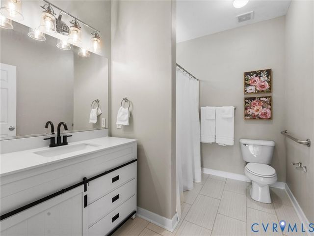 8441 Colemanden Dr, Mechanicsville, VA 23111