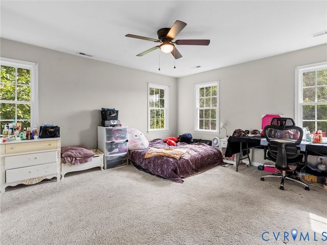 8441 Colemanden Dr, Mechanicsville, VA 23111