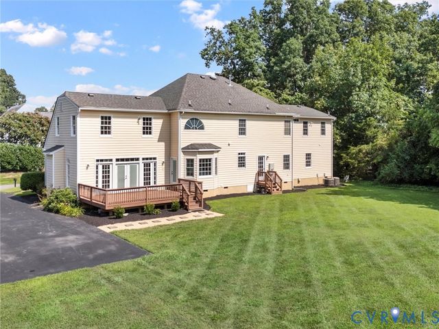 8441 Colemanden Dr, Mechanicsville, VA 23111