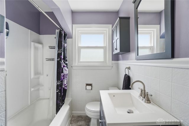 1320 N Plum Street, Springfield, OH 45504