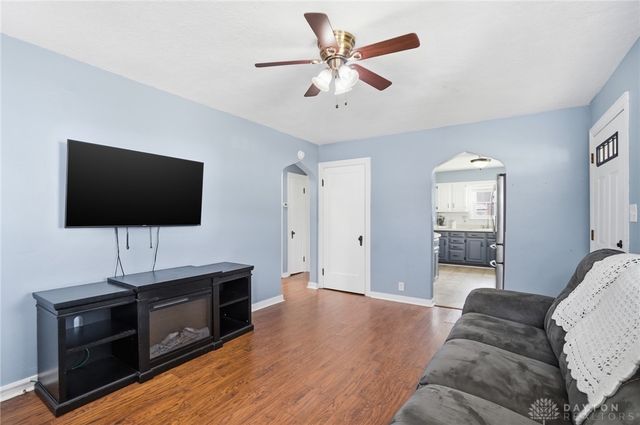 1320 N Plum Street, Springfield, OH 45504