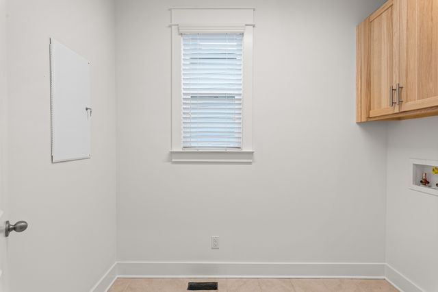 1226 Cotillion Dr, Murfreesboro, TN 37128