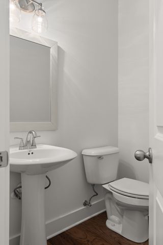 1226 Cotillion Dr, Murfreesboro, TN 37128