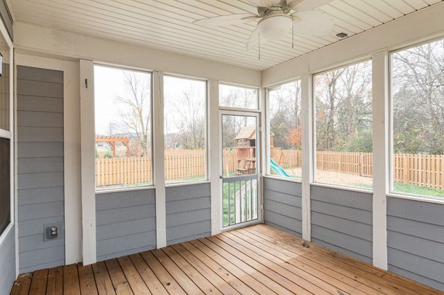 1226 Cotillion Dr, Murfreesboro, TN 37128