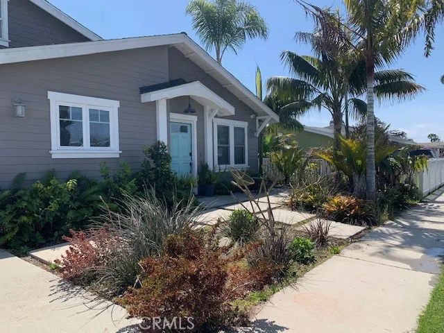 9652 Pollack Dr, Huntington Beach, CA 92646