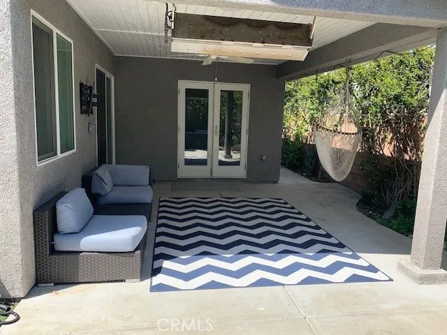 9652 Pollack Dr, Huntington Beach, CA 92646