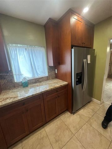 5651 NW 3rd St, Miami, FL 33126