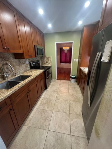 5651 NW 3rd St, Miami, FL 33126