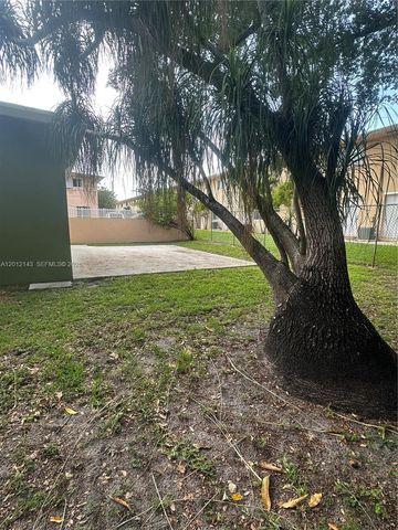 5651 NW 3rd St, Miami, FL 33126