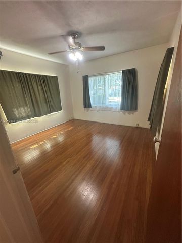 5651 NW 3rd St, Miami, FL 33126
