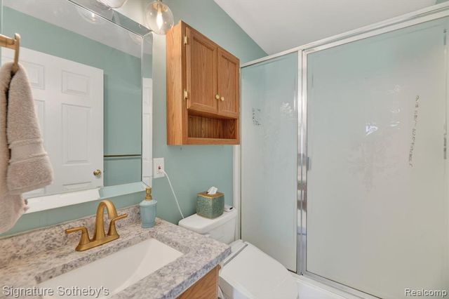 1155 S Lake Drive 71, Novi, MI 48377