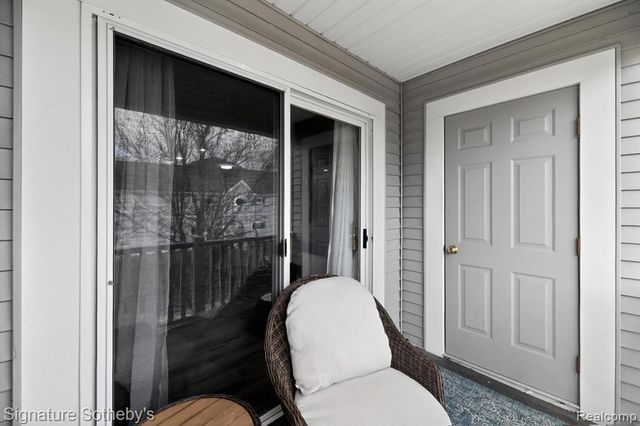 1155 S Lake Drive 71, Novi, MI 48377
