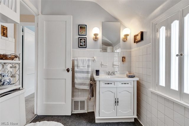 20718 Stanford Avenue, Fairview Park, OH 44126