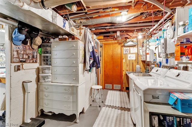 20718 Stanford Avenue, Fairview Park, OH 44126