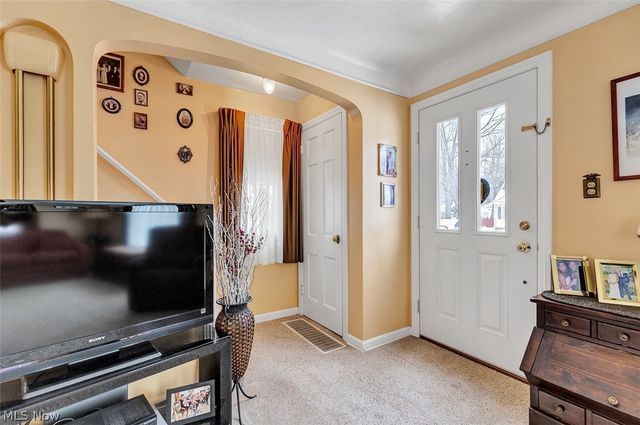 20718 Stanford Avenue, Fairview Park, OH 44126