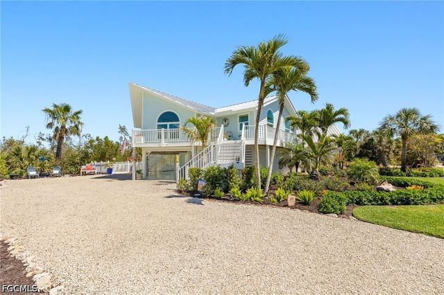 970 Sand Castle RD, Sanibel, FL 33957