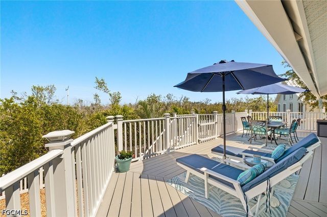 970 Sand Castle RD, Sanibel, FL 33957