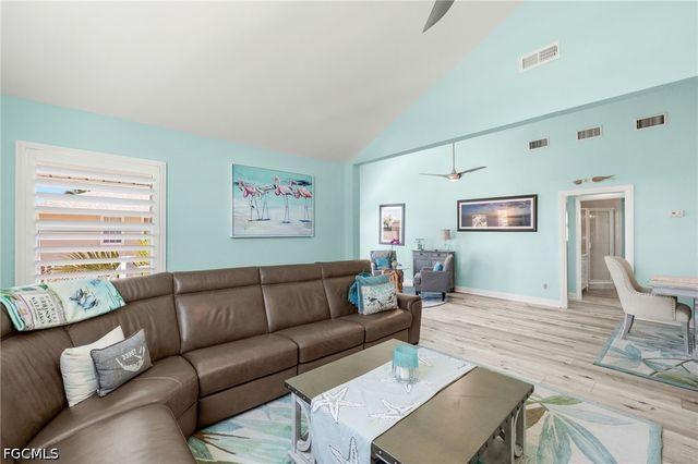 970 Sand Castle RD, Sanibel, FL 33957