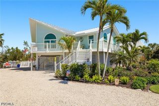970 Sand Castle RD, Sanibel, FL 33957