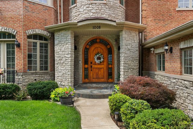 1008 Meadow Road, Northbrook, IL 60062