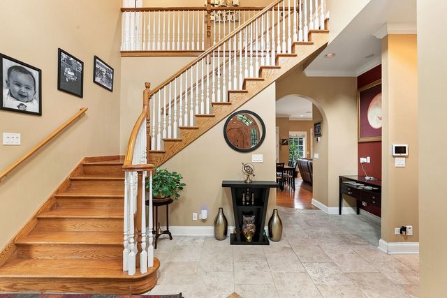1008 Meadow Road, Northbrook, IL 60062