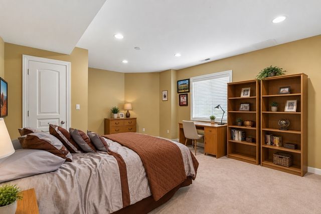 1008 Meadow Road, Northbrook, IL 60062