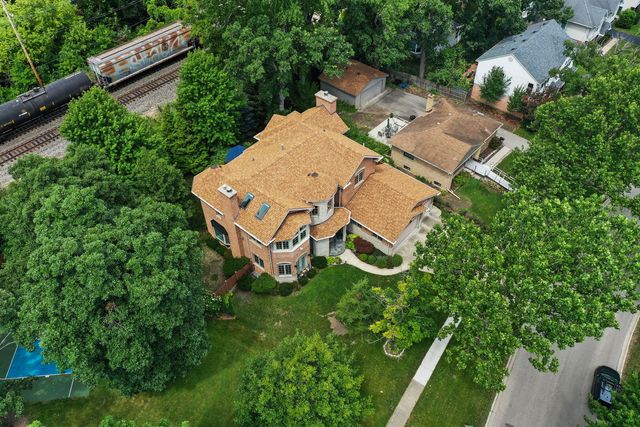 1008 Meadow Road, Northbrook, IL 60062