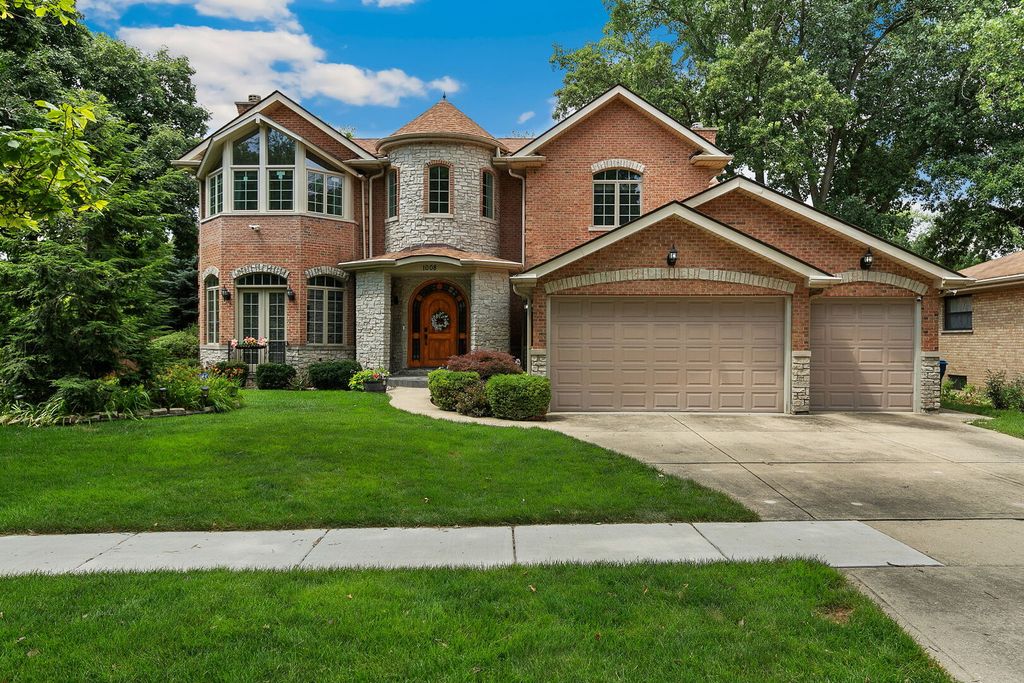 1008 Meadow Road, Northbrook, IL 60062