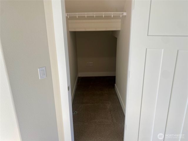 536 Rainbow Way, Kelso, WA 98626