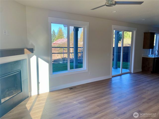 536 Rainbow Way, Kelso, WA 98626