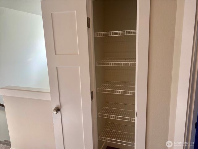 536 Rainbow Way, Kelso, WA 98626