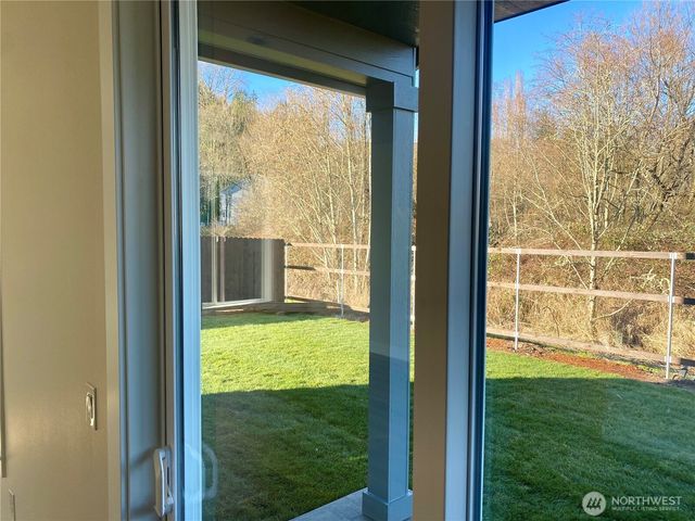 536 Rainbow Way, Kelso, WA 98626