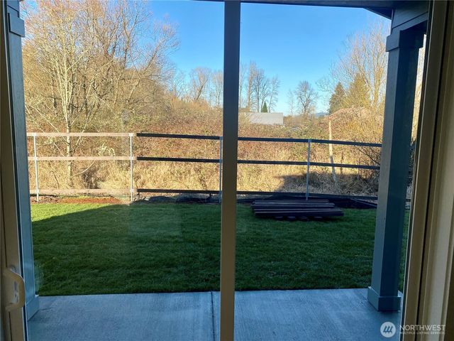 536 Rainbow Way, Kelso, WA 98626