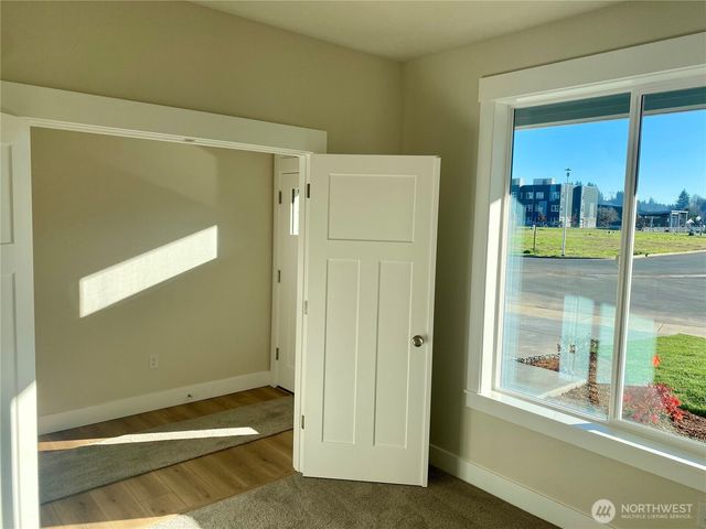 536 Rainbow Way, Kelso, WA 98626