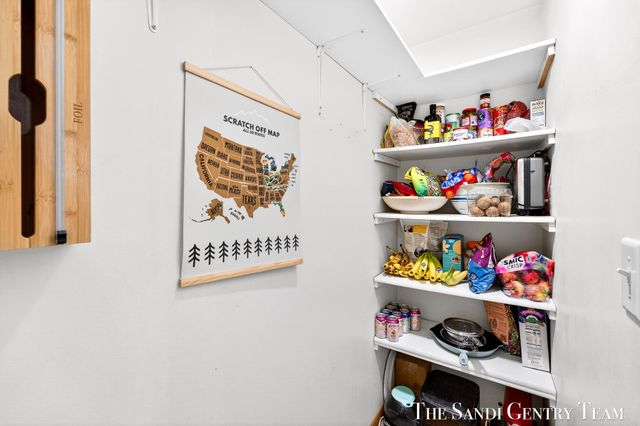 1703 Columbus Avenue, Norton Shores, MI 49441